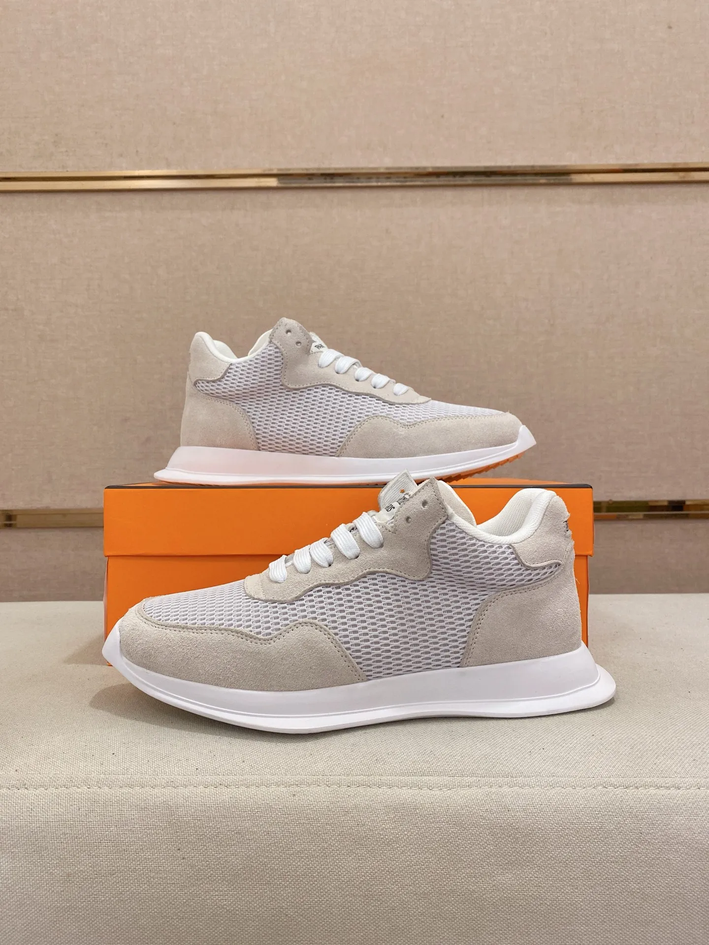 Men's clothing and shoes💰: 420💰《HERMES》【Classic Original Version】Hermès; Top 🔝 Purchasing Agency 🔍🔍Latest 🇺🇸Sold simultaneously at counters, original imported from Italy ▲▲ suede cowhide Equipped with breathable mesh ▲▲Exquisite workmanship (breathable mesh imported from Italy) sole: original sole provided by the original factory, ⚠️exclusive double-layer activity·TPR·rubber·combined molded outsole; Code number: 38-44